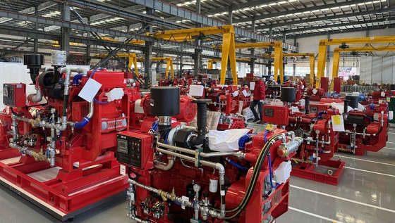 6500 GPM Phòng phun lửa chia được điều khiển bởi động cơ diesel cho an toàn hỏa hoạn công nghiệp